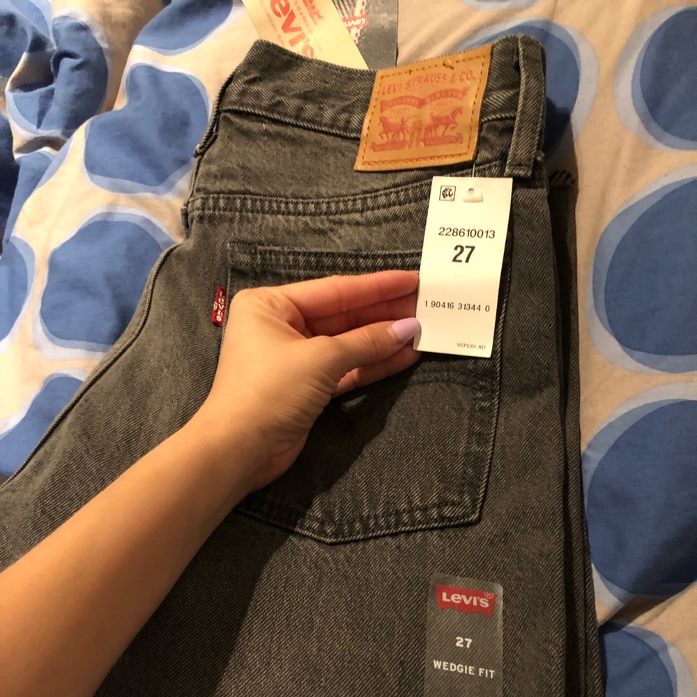 Levi’s wedgie fit selvedge jeans